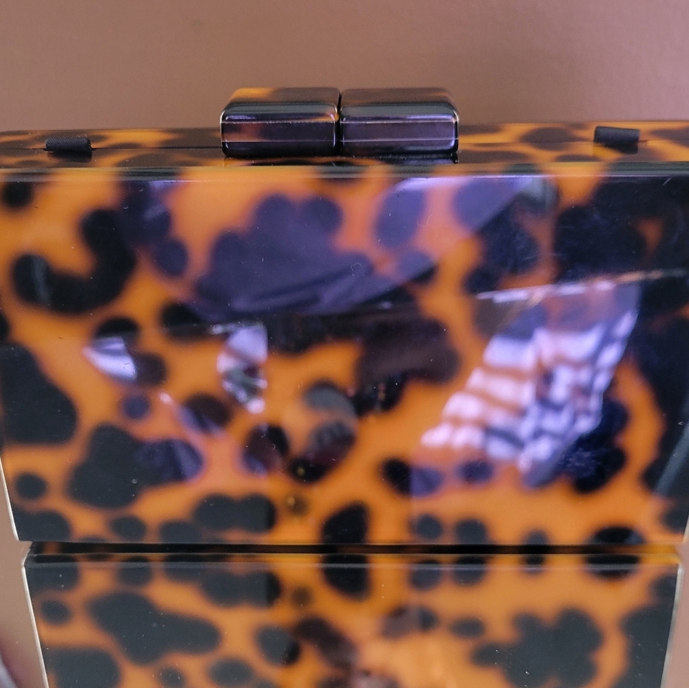 🐆 Leopard Print Clutch
